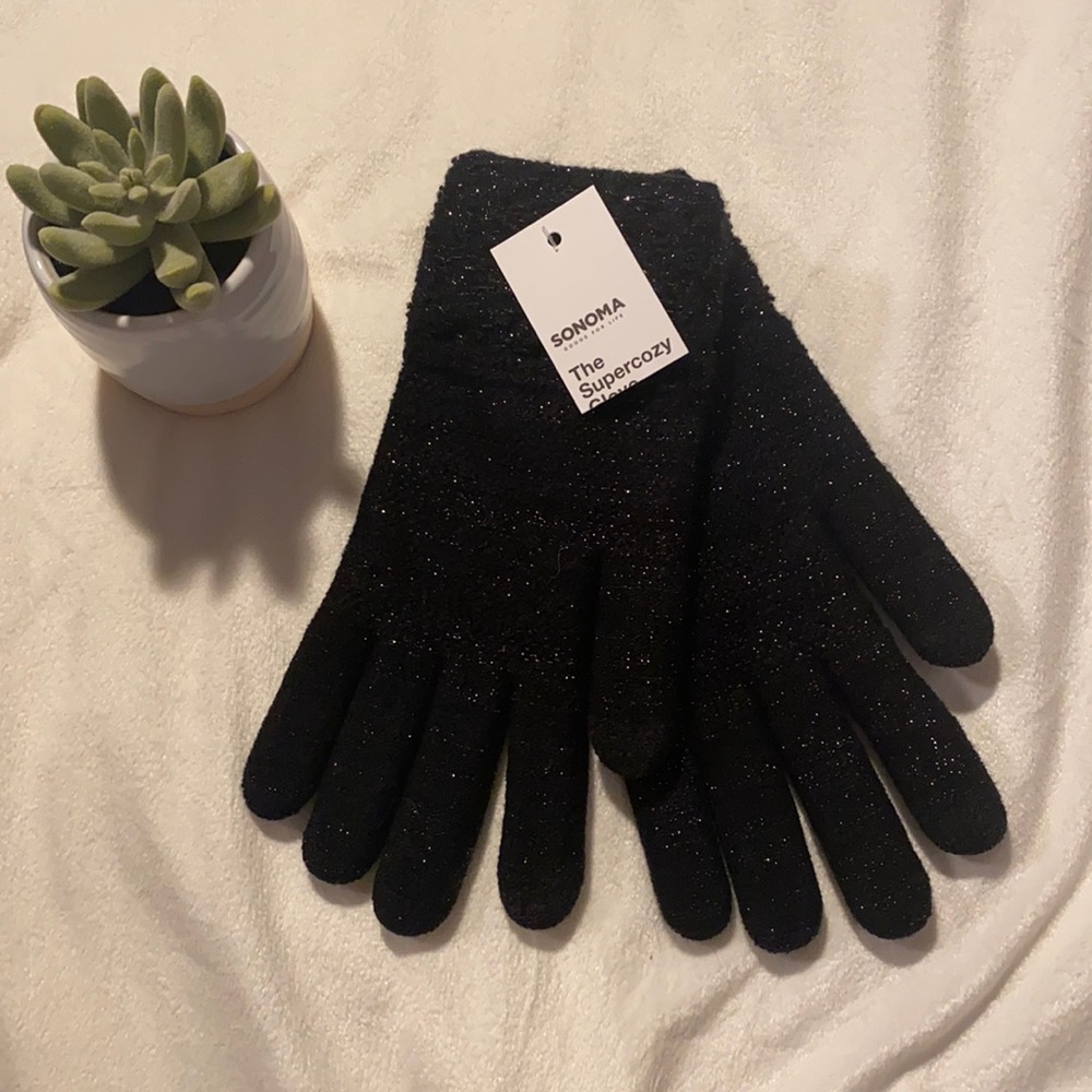 NWT! Kohl’s Sonoma Touch Screen Compatible Black and Sparkle Gloves